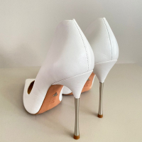 Scarpin Schutz Branco - 38