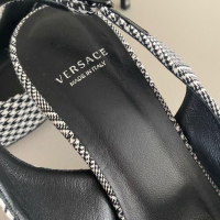 Scarpin Versace Tecido Embellished - 36