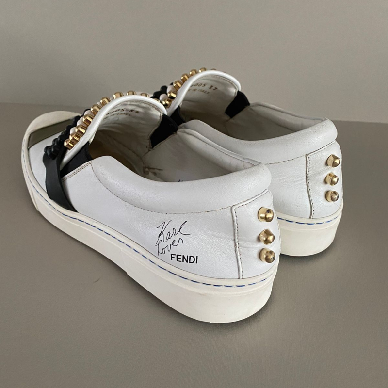 Slip On Fendi Karlito Studded Couro Branco 37