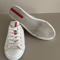 Tênis Prada em Couro Branco-34