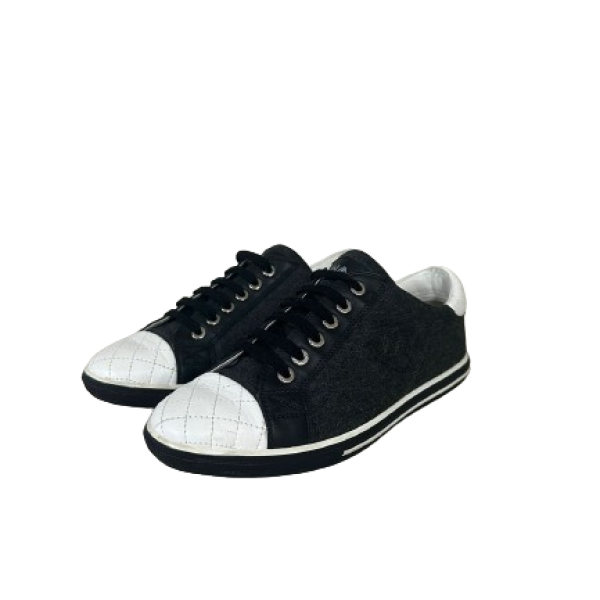 Tênis Chanel Cap Toe-35