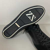 Tênis Ermenegildo Zegna Suede C/ detalhes de couro preto - 38 Tênis Ermenegildo Zegna Suede C/ detalhes de couro preto - 38