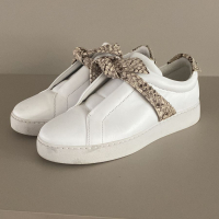 Tênis Alexandre Birman Branco/ Pele de cobra 38