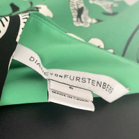 Vestido Diane Von Furstenberg Tecido Verde Estampado Flores