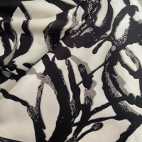 Vestido Gucci Branco C/ Preto-40
