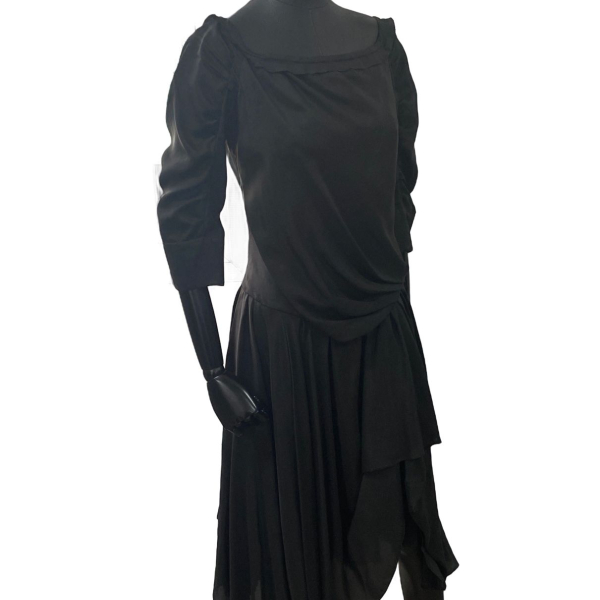 Vestido Louis Vuitton Babado Seda Preto - 38