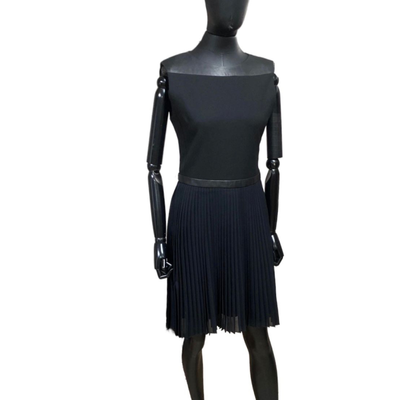 Vestido Maje Preto Babado Seda Vestido Maje Preto Babado Seda