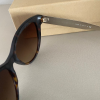 Óculos Burberry Tartaruga Hastes Dourada 3536