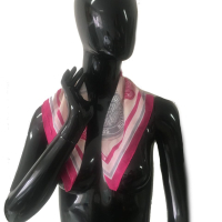 Lenço Louis Vuitton Estampado Rosa