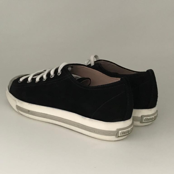 Tênis Miu Miu Suede Low-Top - 35